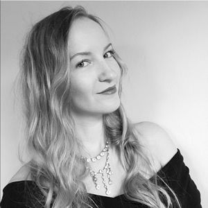 Meet your Posher, Yuli 👋🏻